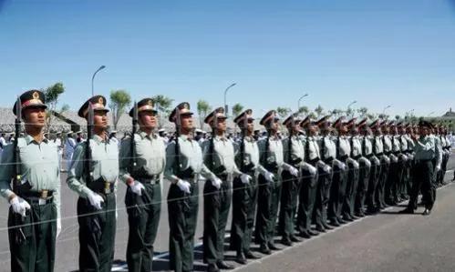 “天下第一兵”程志強:受1700多位元首檢閱,結婚卻讓妹妹當新郎 “天下第一兵”程志強:受1700多位元首檢閱,結婚卻讓妹妹當新郎