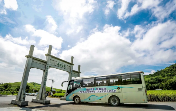 “補償式出遊”需求強勁，旅遊市場暑期遇冷後首次出現顯著增長