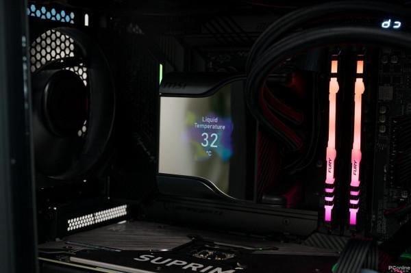 純黑靜音自帶螢幕，微星MEG CORELIQUID S360水冷散熱器圖賞