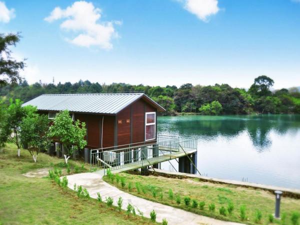 據說，那裡很美有一道一千萬年前形成的絕美傷痕那就是廣東大峽谷