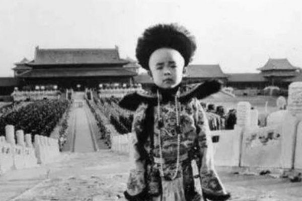 不止是餵奶那麼簡單!清朝皇室乳母,到底是什麼角色? 不止是餵奶那麼簡單!清朝皇室乳母,到底是什麼角色?