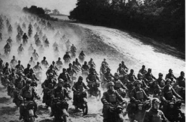 二戰時期,德國發放的鐵十字勳章,含金量有多高? 二戰時期,德國發放的鐵十字勳章,含金量有多高?