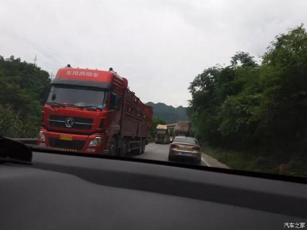 &OpenCurlyDoubleQuote;非常1&plus;4&rdquo;之&OpenCurlyDoubleQuote;爛慢&rdquo;西藏行（八十三）上前加塞