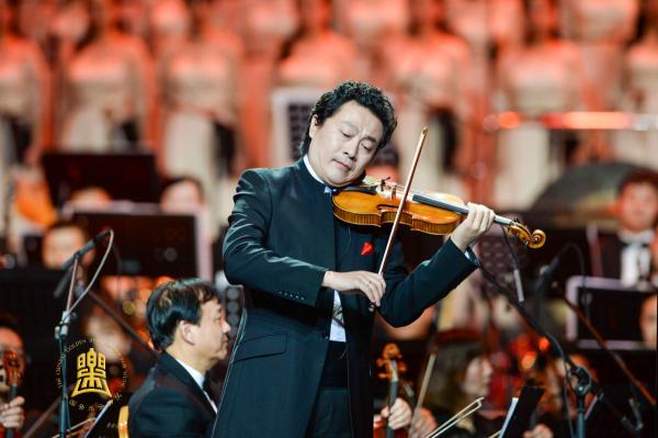 央視中秋晚會上的5大藝術家,個個實力超群,狂甩流量明星幾條街 央視中秋晚會上的5大藝術家,個個實力超群,狂甩流量明星幾條街