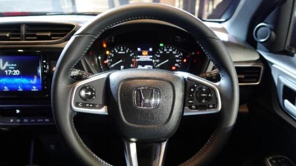 新車 | 還在說賓士不良心?1.5L+7座,全新本田BR-V你會買嗎? 新車 | 還在說賓士不良心?1.5L+7座,全新本田BR-V你會買嗎?