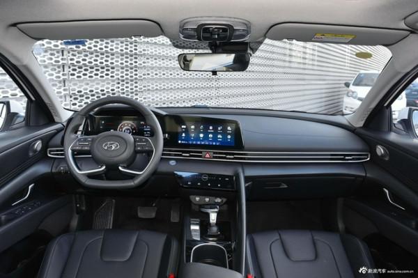 主打價效比 15萬左右的緊湊級轎車推薦