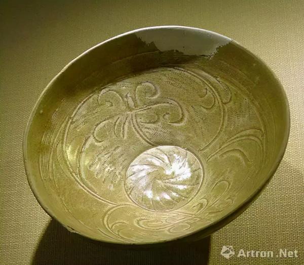 新加坡海域古沉船發現大批元青花