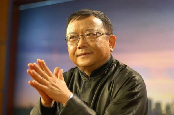 王剛失手砸碎別人的寶物,估值為2億多,為何最後一分錢沒有賠? 王剛失手砸碎別人的寶物,估值為2億多,為何最後一分錢沒有賠?