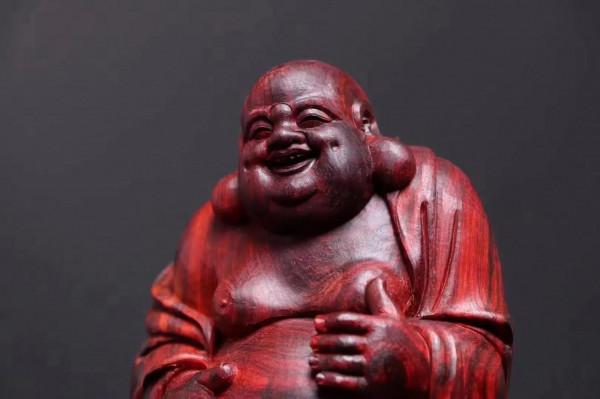 人活一世，開心是一天，不開心也是一天！何不學學彌勒佛？