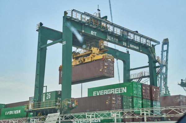 【X自駕】開硬漢神器F-150猛禽,天津體驗搖滾狂歡,觀碼頭美景 【X自駕】開硬漢神器F-150猛禽,天津體驗搖滾狂歡,觀碼頭美景