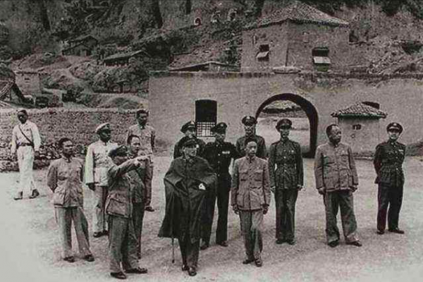 廣東一神秘女護士，偉人親自接見讓她當領導，她的身份有多特殊？