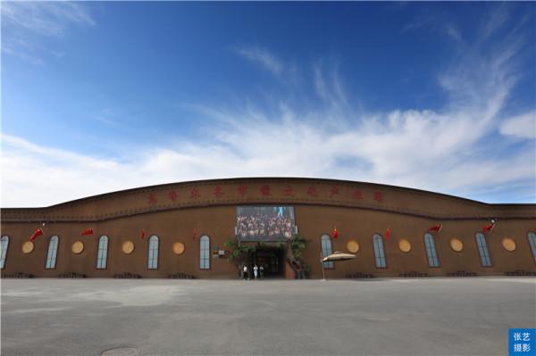 烏魯木齊市饢文化產業園:見識了饢的花式吃法,饢吃一個月不重樣 烏魯木齊市饢文化產業園:見識了饢的花式吃法,饢吃一個月不重樣