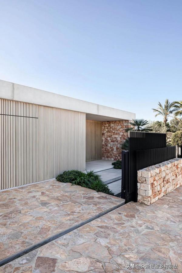 石頭記-用石頭壘成的現代自建別墅