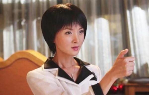 還記得《大宅門》抱狗丫頭“香秀”嗎?她48歲長這樣 還記得《大宅門》抱狗丫頭“香秀”嗎?她48歲長這樣