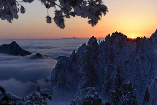 太極拳功法之一，&OpenCurlyDoubleQuote;腳底聽勁&rdquo;，看看你掌握沒有