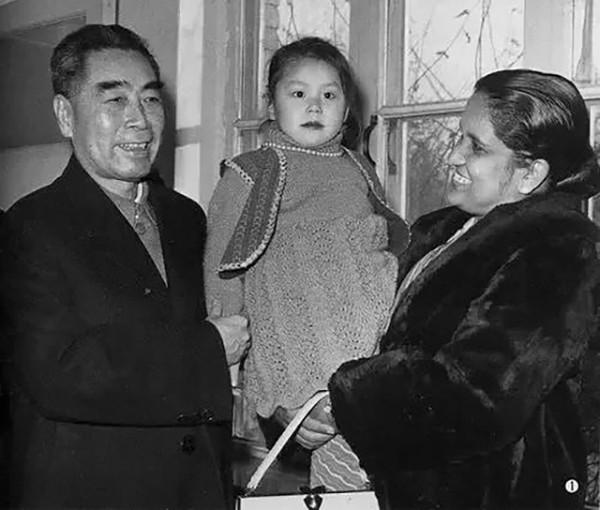 1962年印度戰敗後，6國舉行調解會議卻偏袒印度，周恩來如何破解