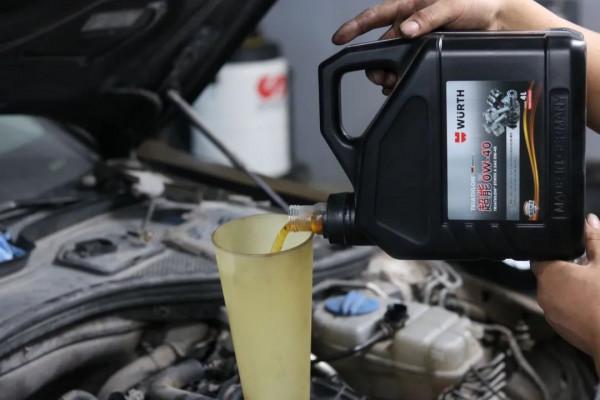 怪獸修車:翻新“車況慘烈”的奧迪A6C7,匠心施工,滿血復活 怪獸修車:翻新“車況慘烈”的奧迪A6C7,匠心施工,滿血復活