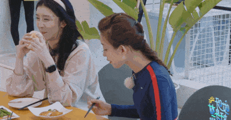 趙小棠喊周九良老baby?女愛豆和相聲演員,上節目公費戀愛? 趙小棠喊周九良老baby?女愛豆和相聲演員,上節目公費戀愛?