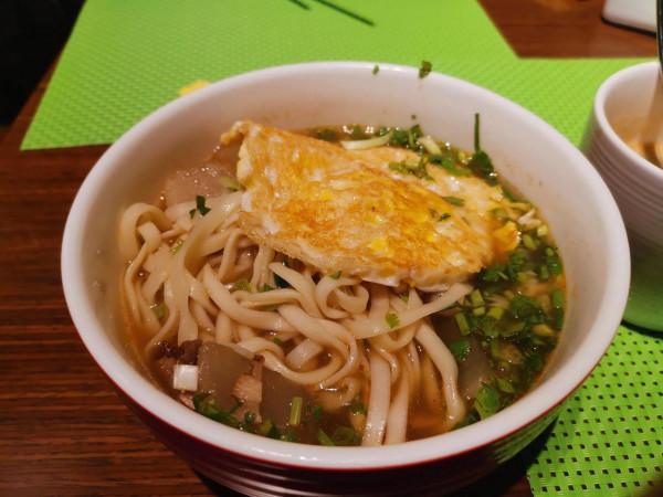 希爾頓的早餐很給力,還是喜歡牛雜麵配咖啡 希爾頓的早餐很給力,還是喜歡牛雜麵配咖啡