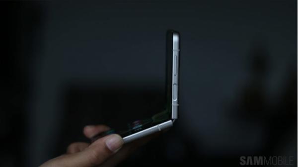 三星將透過加速度計日誌決定Galaxy Z Flip 3是否在保修範圍內