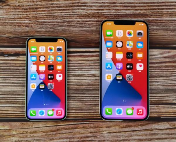 蘋果一個設計用5年，而國產安卓機，一年能搞10個設計出來