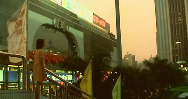 《小敏家》的“富婆”秦海璐，當年演小人物，因過於真實被禁20年