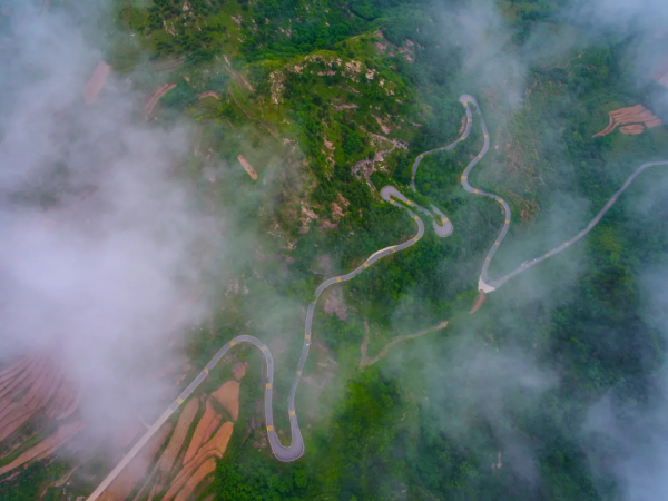 趣遊乳山丨浮雲不共此山齊——不容錯過的山間風光