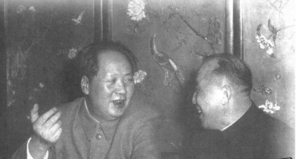 毛主席問：驢先邁哪隻腳？衛立煌起初疑惑不解，解釋後猛然醒悟
