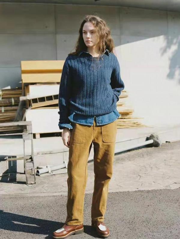 冬季別總穿“黑白色”，看北歐素人穿搭，才懂得美有多樣