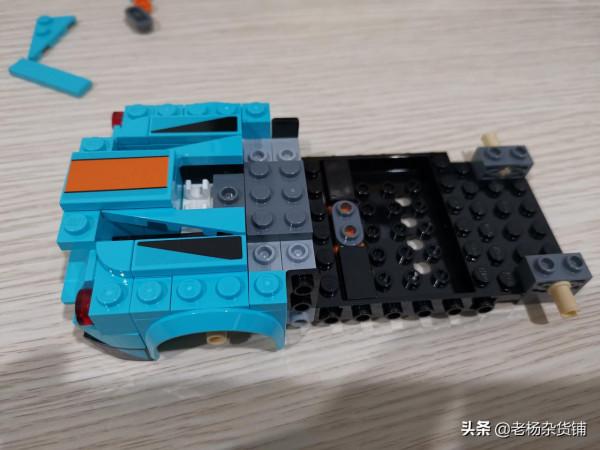 LEGO 超級賽車系列 76905 福特GT和Bronco R開箱簡評