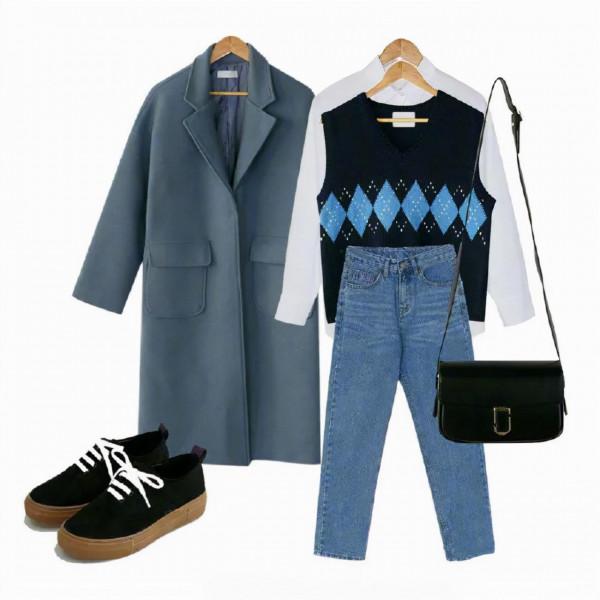 別隻會穿黑白灰，9套秋冬霧霾藍大衣搭配，好看溫柔不失高階感