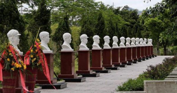 西沙海戰:毛主席最後一仗,海戰扔手雷,指揮:火力不夠就上刺刀 西沙海戰:毛主席最後一仗,海戰扔手雷,指揮:火力不夠就上刺刀