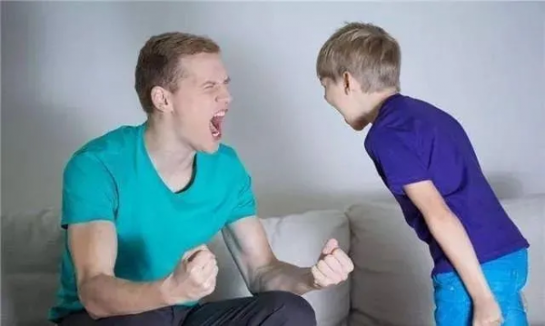 大小孩與小小孩的對峙——父母感統失調對孩子的影響 大小孩與小小孩的對峙——父母感統失調對孩子的影響