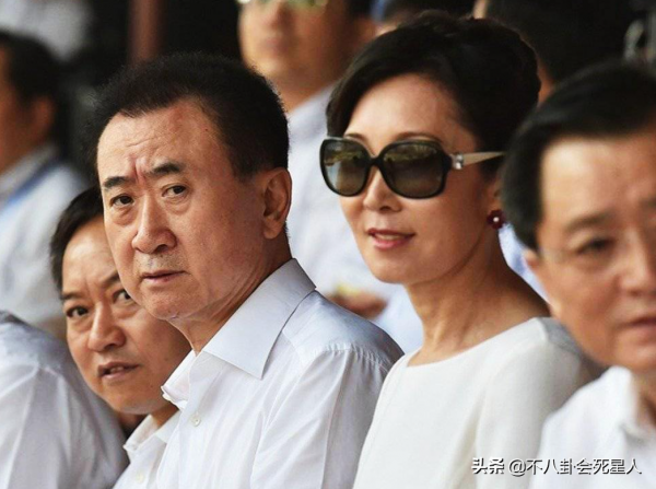 內地6大豪門闊太，嫁首富，被英國王子接見，住故宮邊，錢花不完