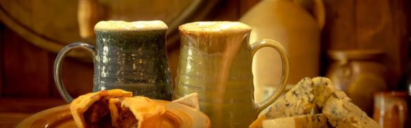 這誰敢相信：在紐西蘭，一頭海豹竟然遊進了旅遊勝地霍比屯