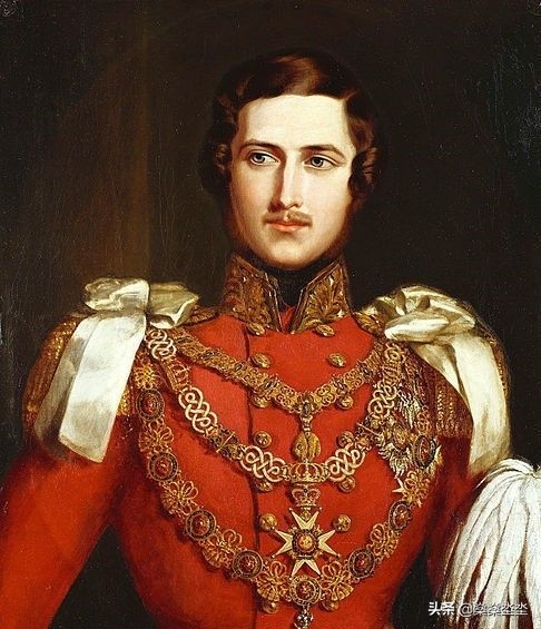 18歲登上王位，初戀俄國王儲，又與王夫恩愛數十年的維羅利亞女王