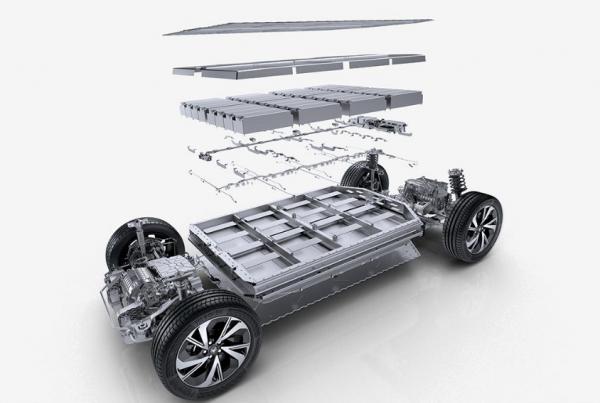 續航破700km，最快4.2秒破百，華為技術加持，極狐αS競爭力如何