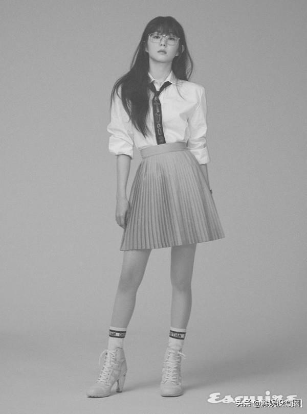 西裝、領帶太帥了!Irene裴珠泫《ESQUIRE》畫報公開引關注 西裝、領帶太帥了!Irene裴珠泫《ESQUIRE》畫報公開引關注