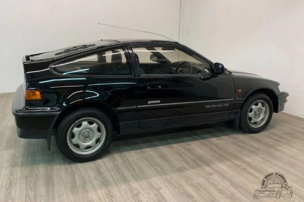 JDM車迷看過來，位於美國三河市的1991年本田思域CRX Glasstop