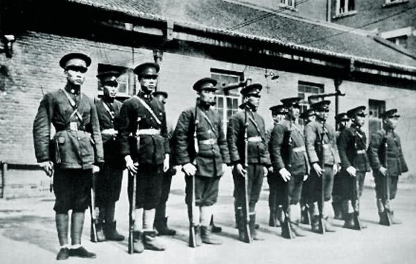 “九一八”打響抗日第一槍,被寫入國歌的義勇軍,民族英雄黃顯聲 “九一八”打響抗日第一槍,被寫入國歌的義勇軍,民族英雄黃顯聲