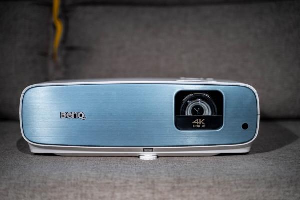 躺在家裡體驗4K HDR投影?明基TK850初體驗 躺在家裡體驗4K HDR投影?明基TK850初體驗