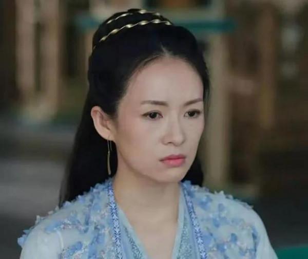 少女感別尬演，這6位演少女太辣眼，有人強裝可愛，有人刻意夾音