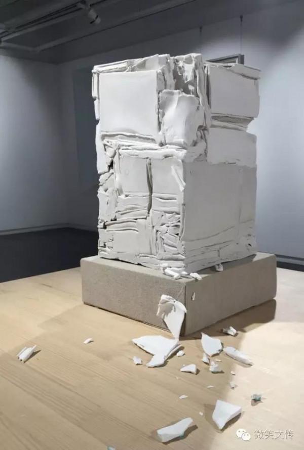 潘娟:泥的呼吸、陶的肌理、火的歌曲 潘娟:泥的呼吸、陶的肌理、火的歌曲