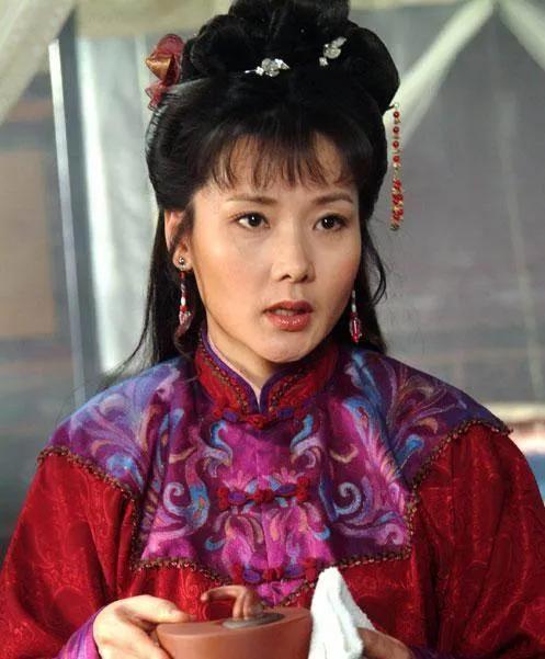 做人乾淨不濫情，不傍富豪，潔身自好，這5位女演員堪稱“清流”