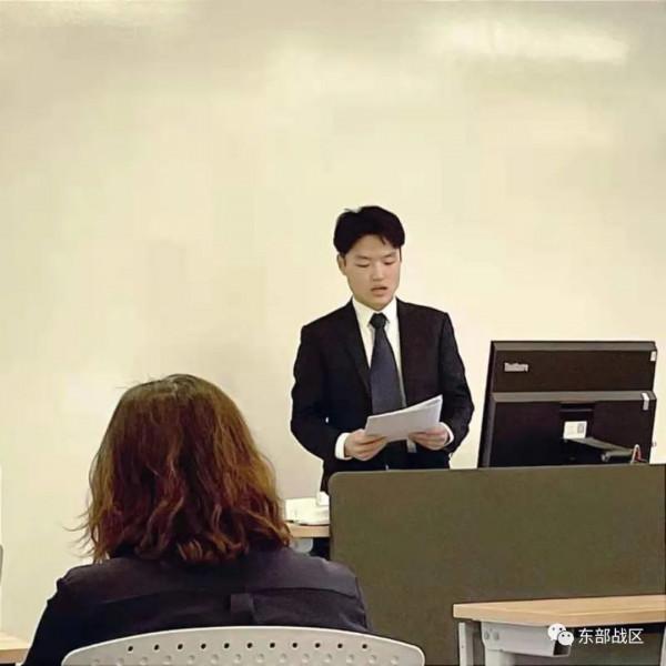 強！這批新兵全是大學生，來自復旦、同濟、上海交大等9所高校