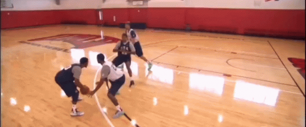 「教學」進攻基礎配合(一)—擋拆配合 「教學」進攻基礎配合(一)—擋拆配合