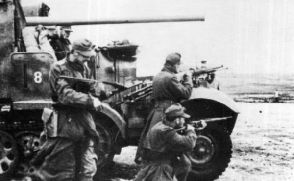 英德兩軍的北非坦克大戰