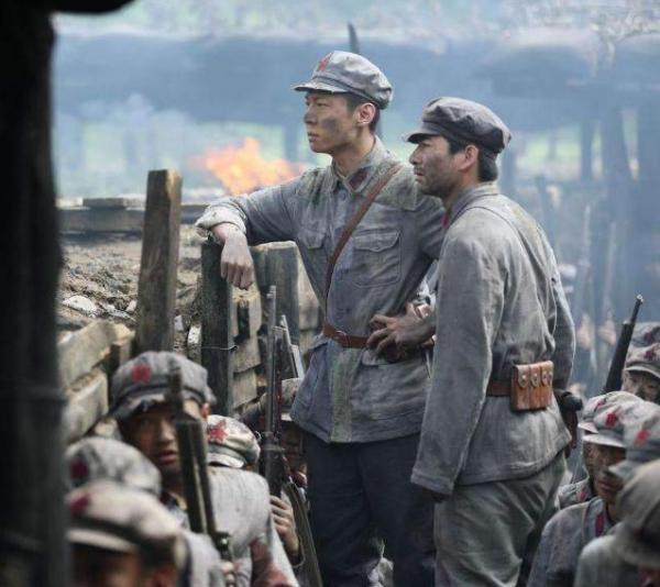 臥病15年的開國功臣，退出軍隊指揮多年，毛主席依然定他大將第二