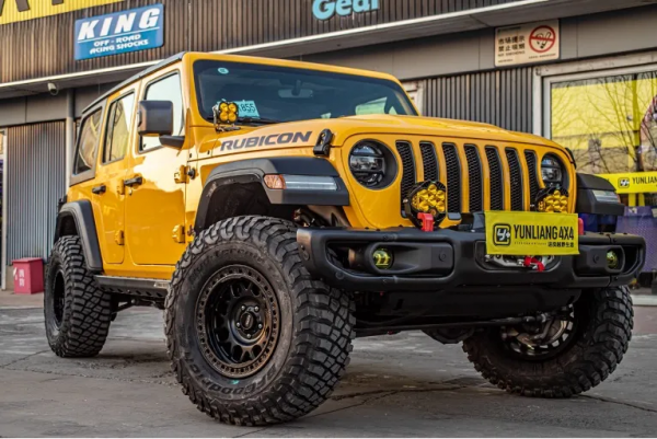 扮&OpenCurlyDoubleQuote;馬&rdquo;吃&OpenCurlyDoubleQuote;馬&rdquo;&mdash;&mdash;牧馬人JL改裝