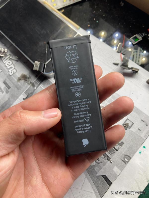 打造一部檀木小鋼炮蘋果se